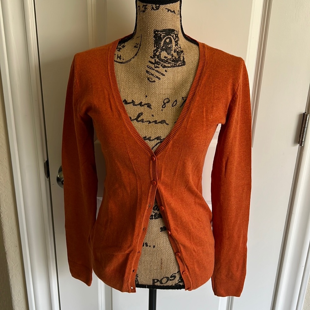 Rust color cardigan brand colors of the world